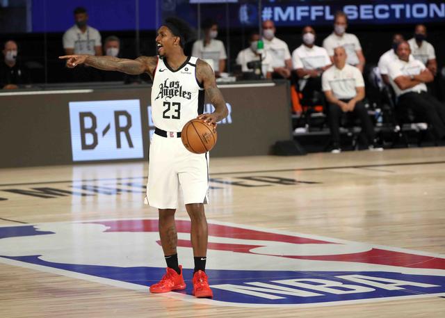 她们平时刻 她们平时刻